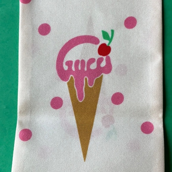 🍦 GUCCI ICE CREAM SCARF 🍦NWT 🍦 - Picture 6 of 16